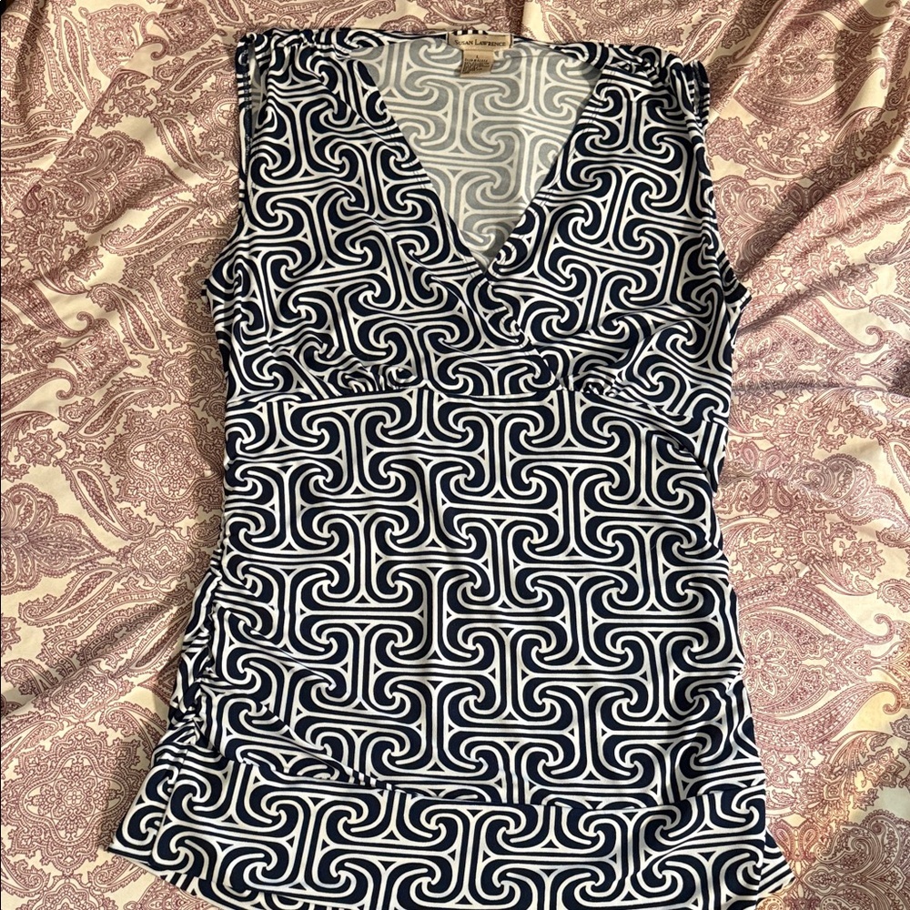 Susan Lawrence Black and White Patterned Tank Top​